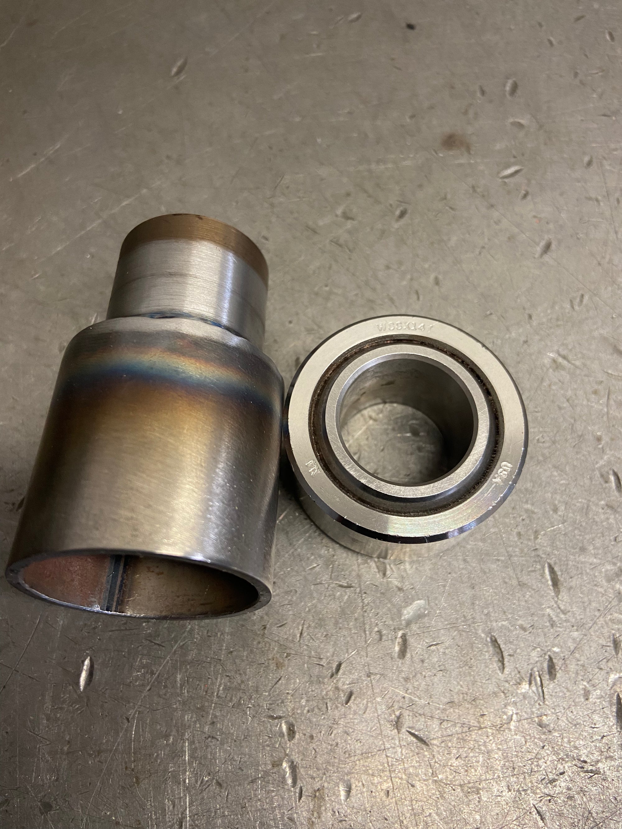 Can anyone identify this tool? Bearing press? : r/Tools